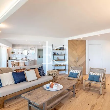 Easy Cles- Breathtaking View On The Ocean Apartament